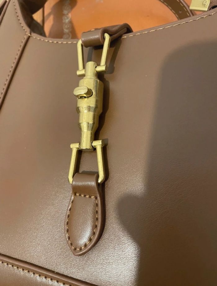 Sac à main marron Neuf 25x23 cm - photo numéro 4