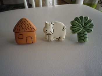 POIGNEES DE PORTE