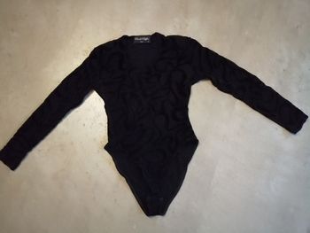 Body noir et dessins velours Claudia Chiffon