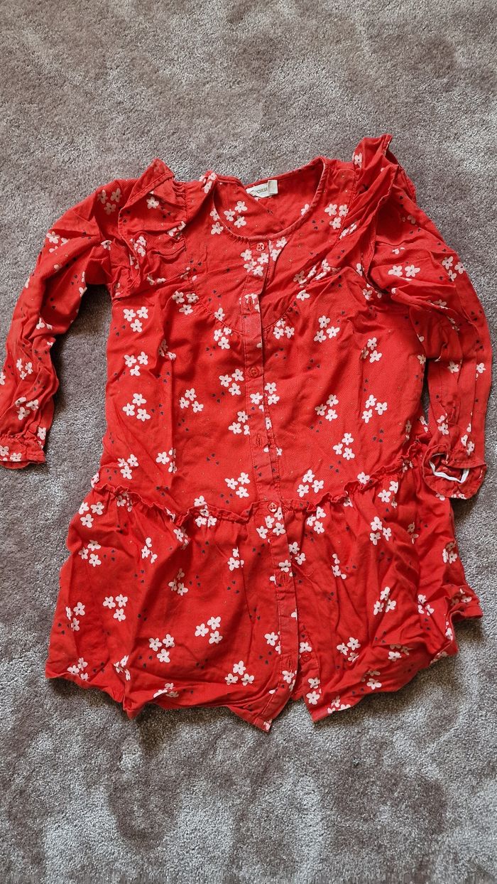 Robe rouge