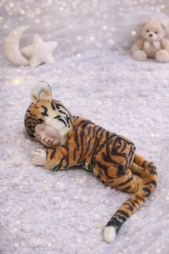 Poupée bébé tigre 23 cm Anne Geddes 🐯👶