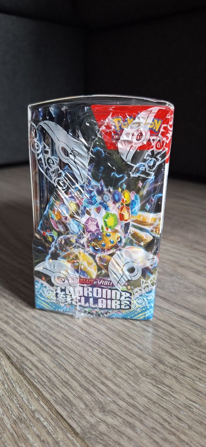 Display pokemon Couronne Stellaire FR