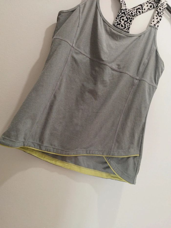 Tee-shirt manches courtes débardeur femme sport - photo numéro 2