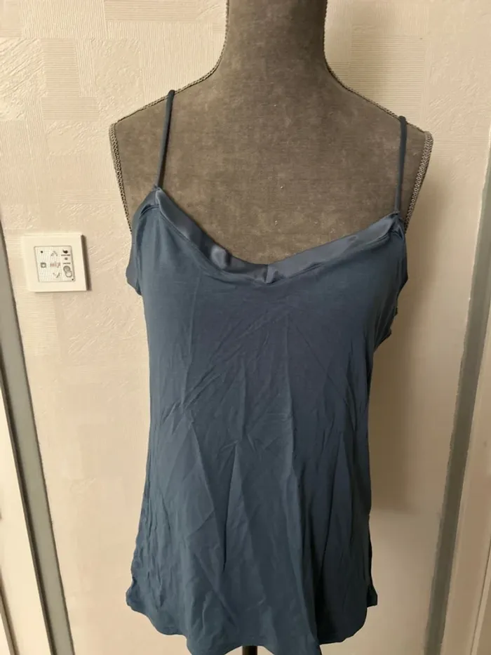 Top bleu