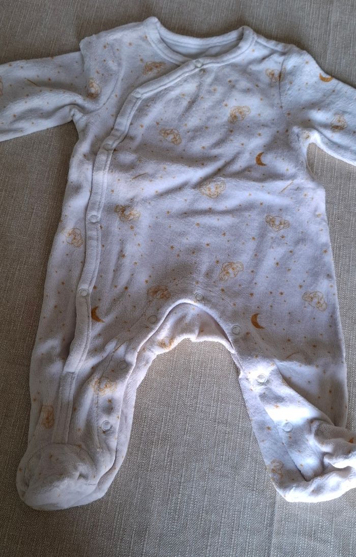 Lot de 7 pyjamas Taille 3 mois - photo numéro 6