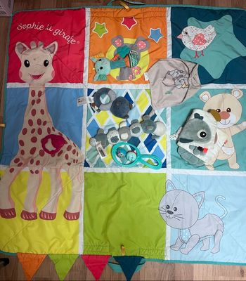 Tapis et jeux d’éveil