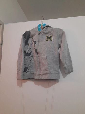 Gilet à capuche Mickey Mouse