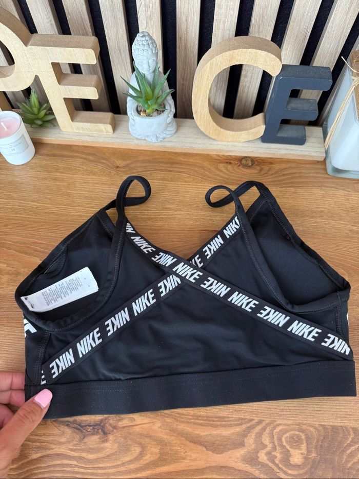 Brassière neuve Nike Noir  Avec coussinets - photo numéro 2