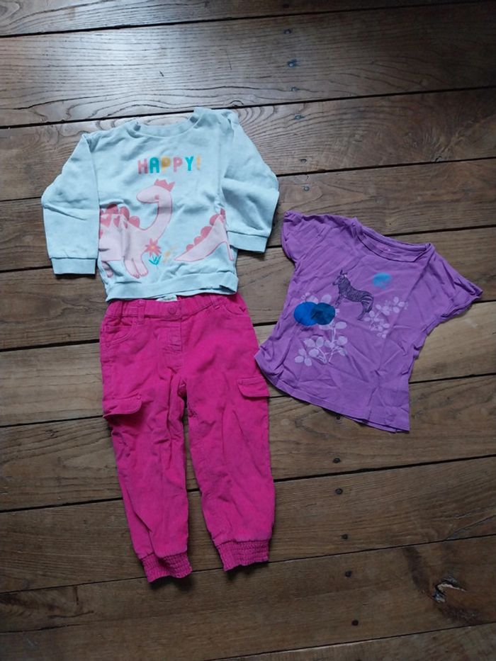 Ensemble sweat+pantalon+t-shirt 24M
