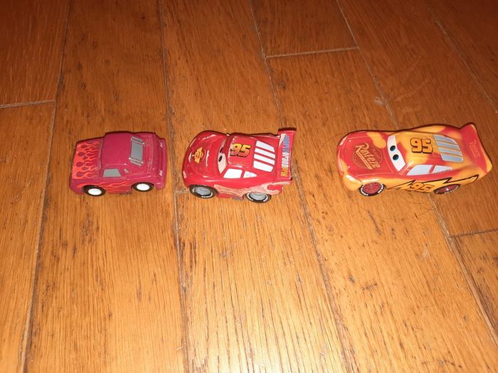 Lot de 3 voitures cars - photo numéro 3