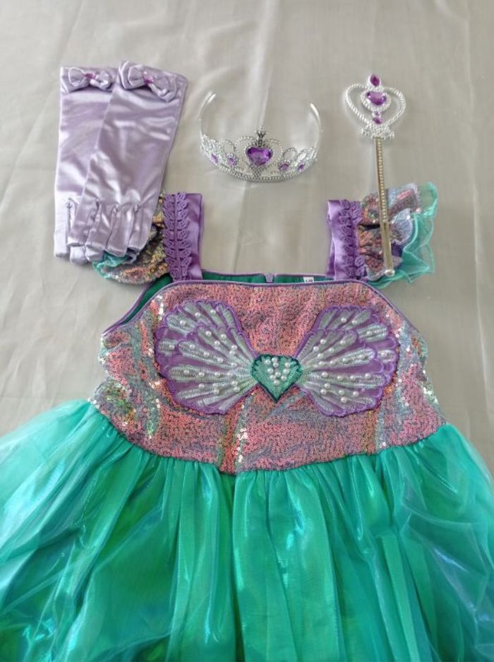 Déguisement robe sirène coquillage et accessoires 5ans - photo numéro 2