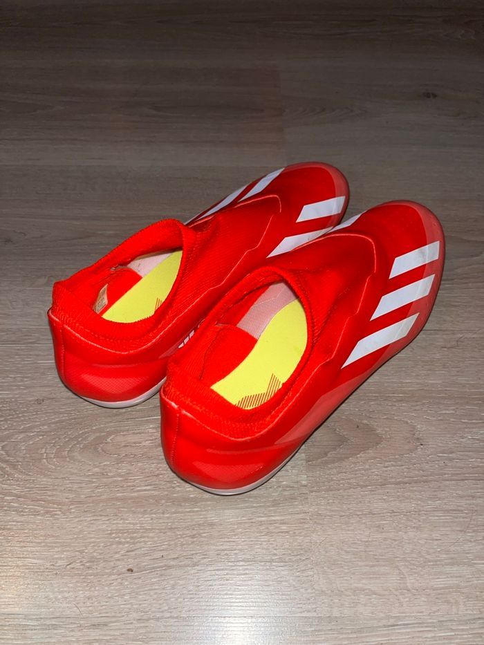 Crampon moulés Adidas - photo numéro 4