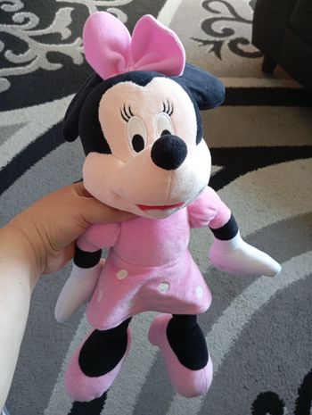 Peluche Minnie.