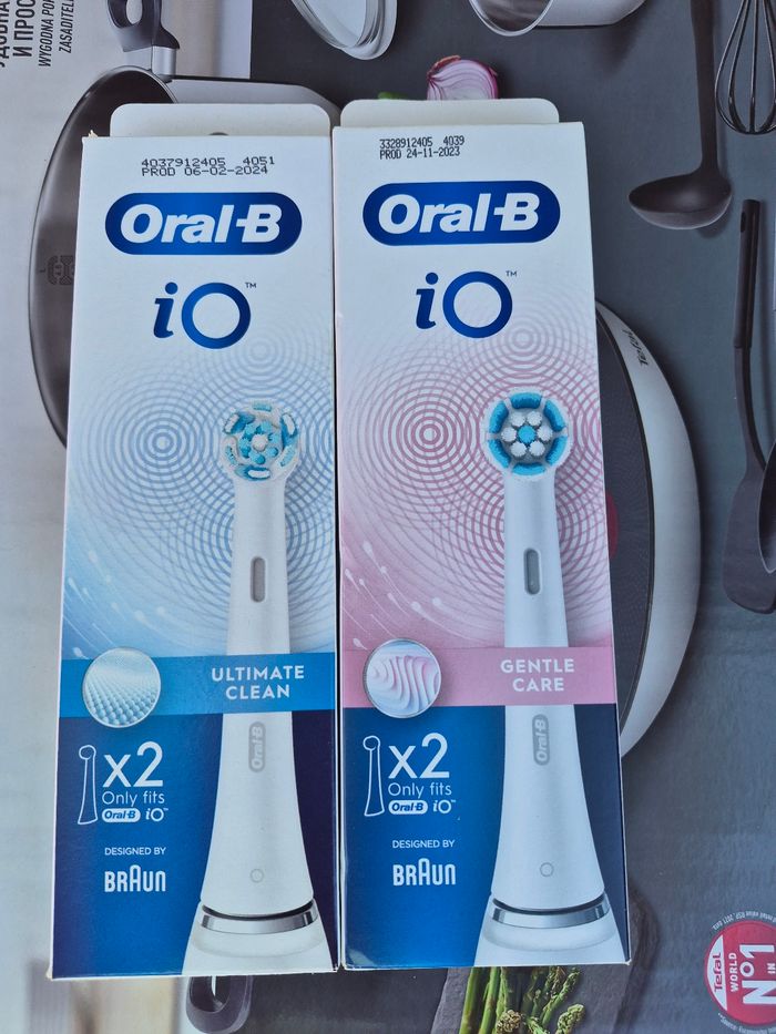 Brossettes oral b io ×4 Neuve.