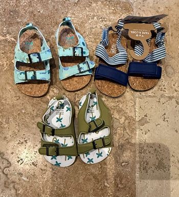 Lot de chaussures Tape à l'oeil 12-18M