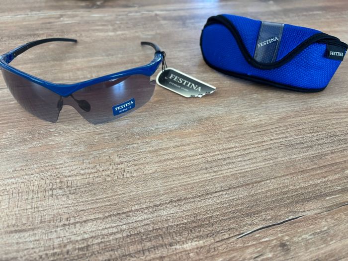 Lunettes de soleil Festina