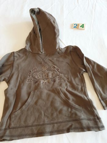 Sweat capuche gris 24 mois