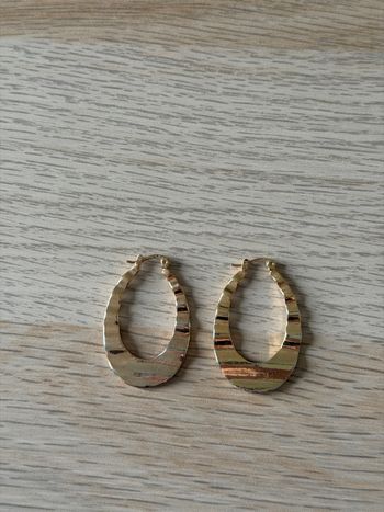 Boucles d'oreilles dorées