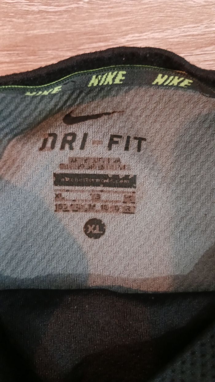 Haut de sport - photo numéro 2