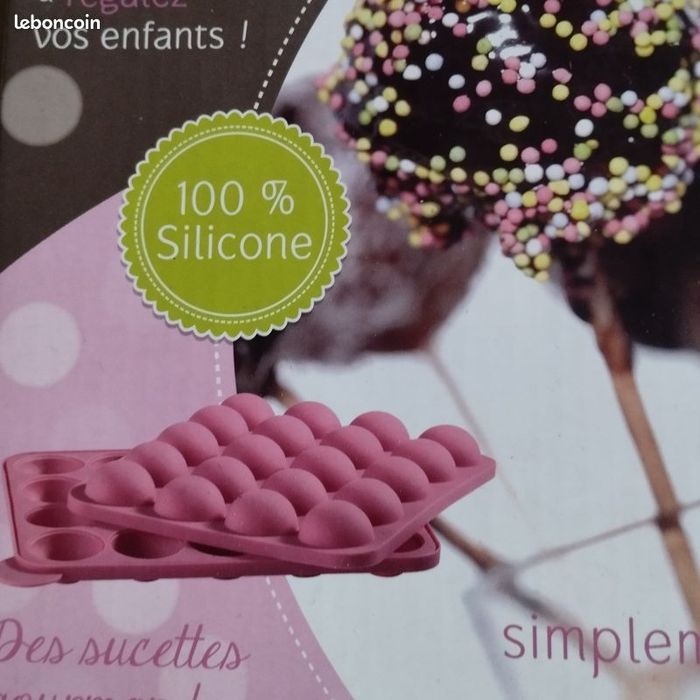Moule silicone à cake pops Neuf - photo numéro 4