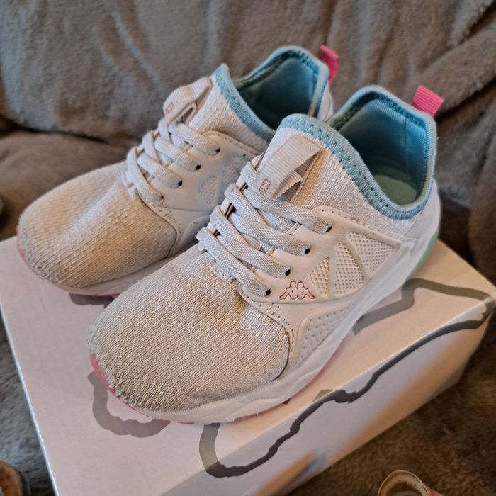 Lot de 6 paires de chaussures fille toutes saisons pointure 27 Vertbaudet, Umbro - photo numéro 5