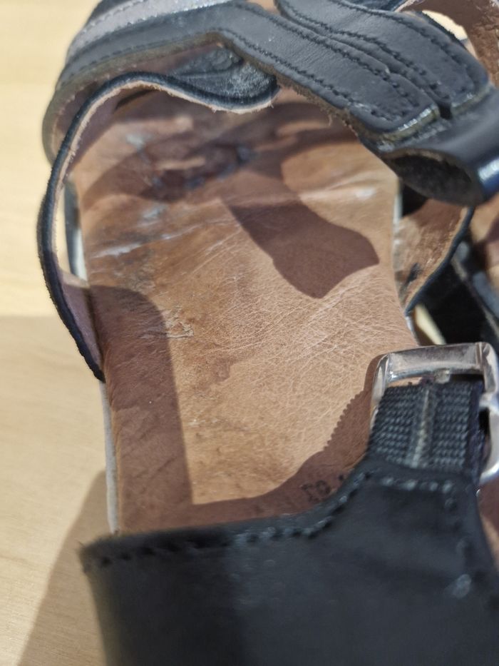 sandales avec boucle 
 faffetta - photo numéro 2