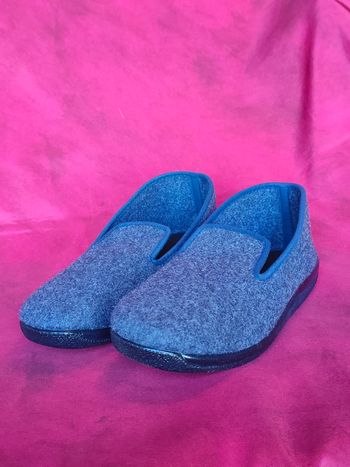 Pantoufles bleues neuves pointure 44 