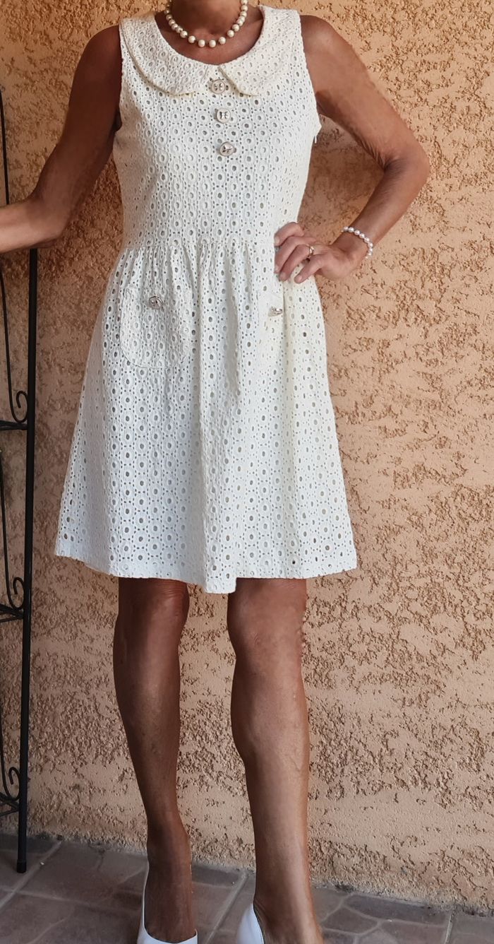 📌 Robe Style Retro Broderie Anglaise - Yumi - photo numéro 2