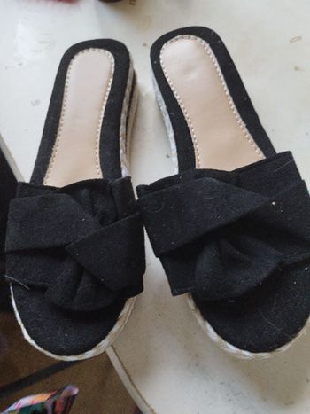 Pied nu chaussures ouverte 36 37