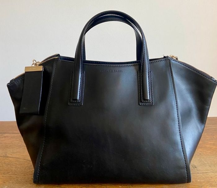 Gerard Darel cuir noir authentique bandoulière #
