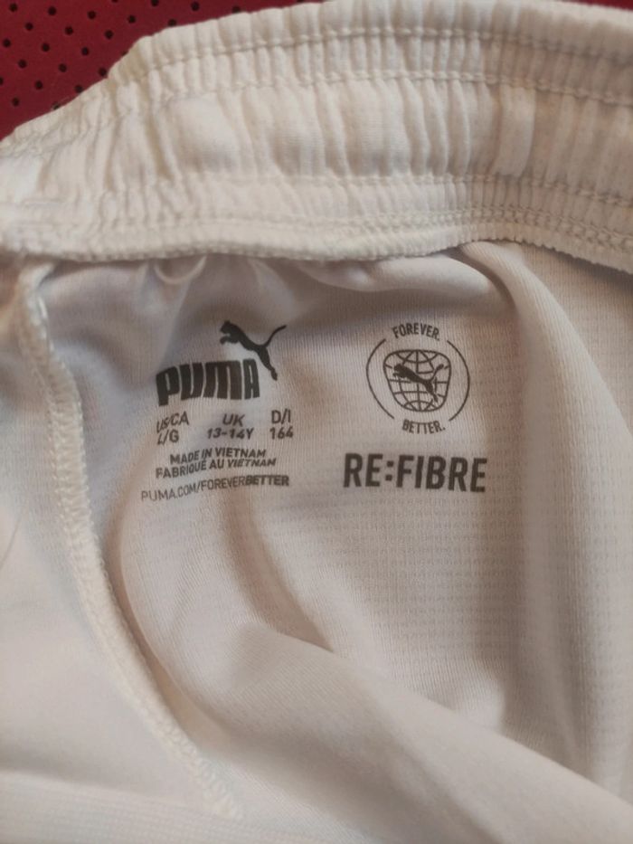 Short de foot Manchester City, Puma Authentique Officiel taille enfant 13/14 ans, Neuf - photo numéro 7