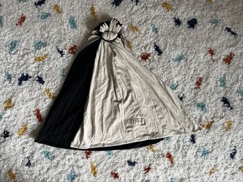 Écharpe sling / écharpe de portage / La petite écharpe sans noeud - Love Radius