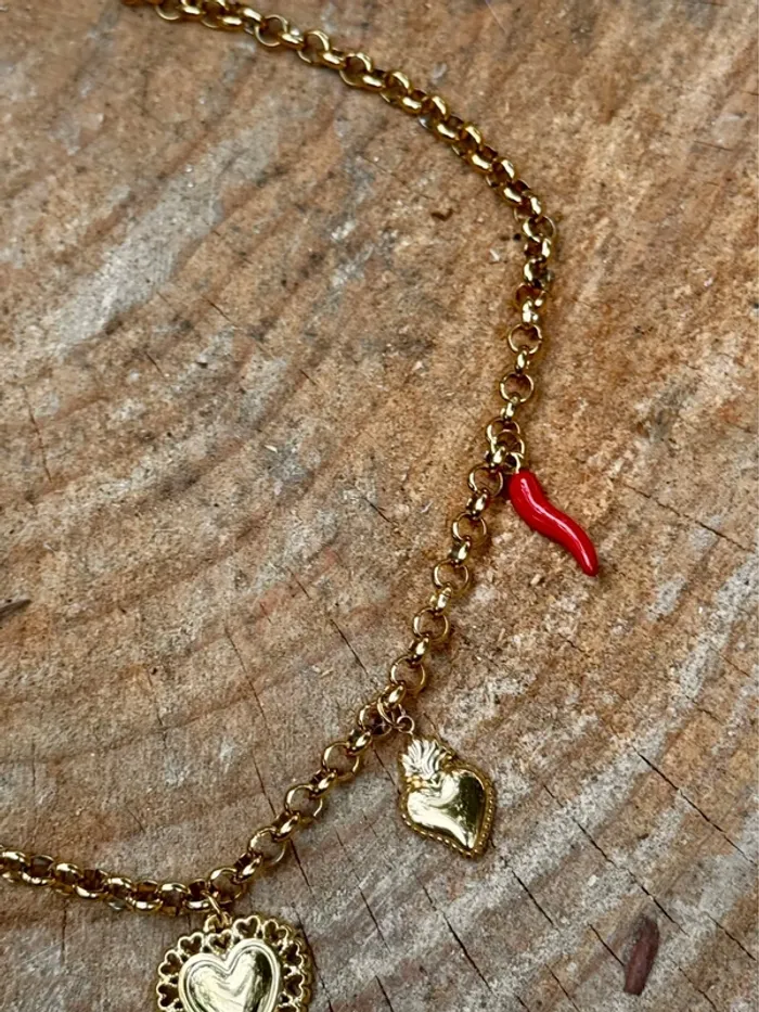 Collier chaîne épaisse acier inoxydable or breloques pièce croix ex-voto - photo numéro 3