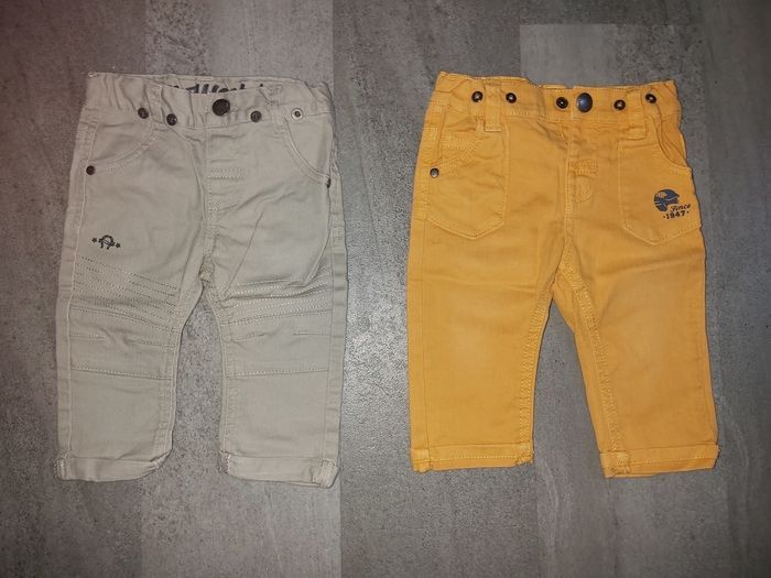 Pantalons x2, 6 mois garçon comme neufs - photo numéro 2