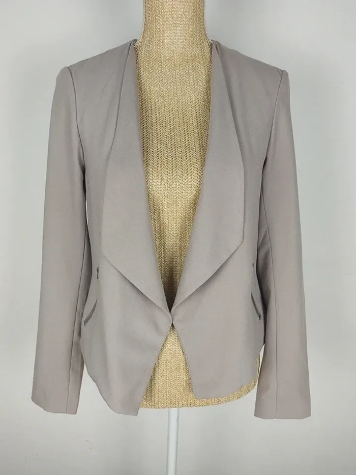 Blazer manches longues taupe avec poches zippées gris taupe taille 38 H&M