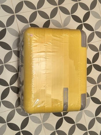 Valise valisette boîte de 360 feutres acrylique guangna neuf sous blister 