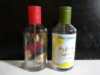 2 flacons parfum Yves Rocher vides