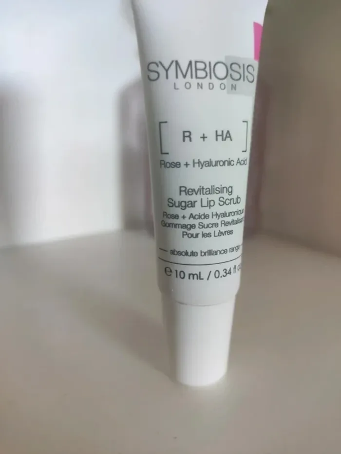 Symbiosis gommage lèvres - photo numéro 2