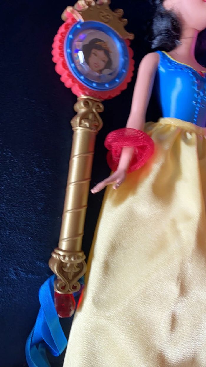 Barbie Blanche neige - photo numéro 3