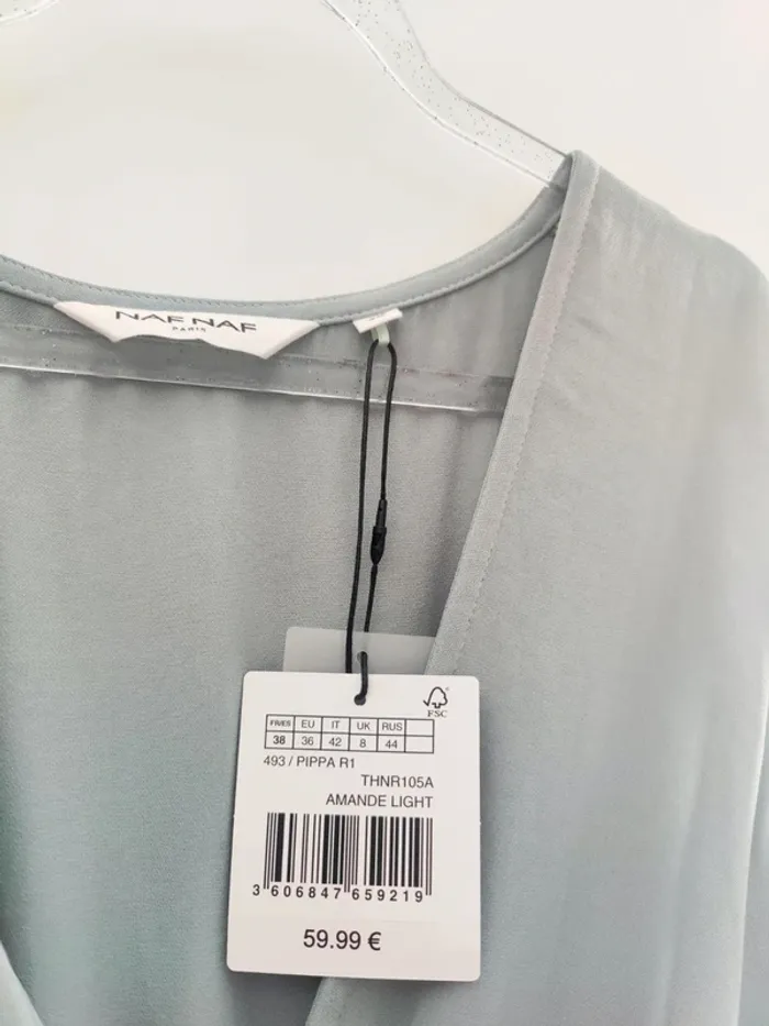 Robe asymetrique amande 38 naf naf neuve avec étiquette - photo numéro 3