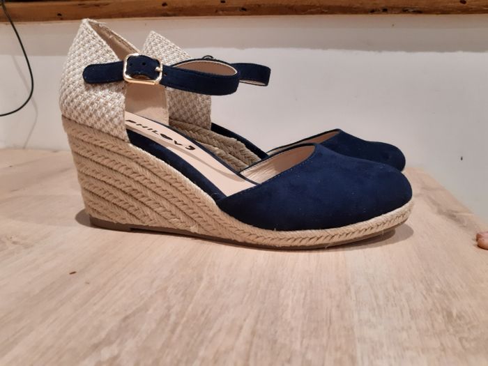 Chaussure - photo numéro 2