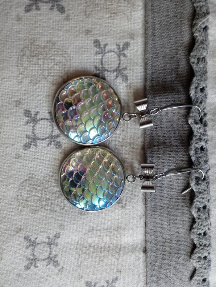 Boucles d oreilles fantaisie - photo numéro 2