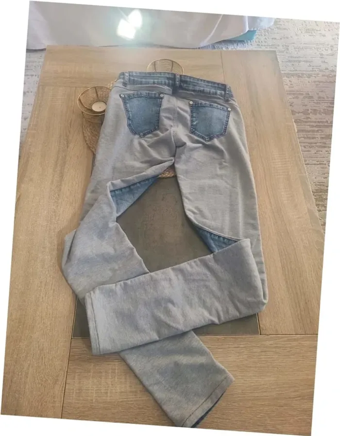 Jean taille M - photo numéro 3