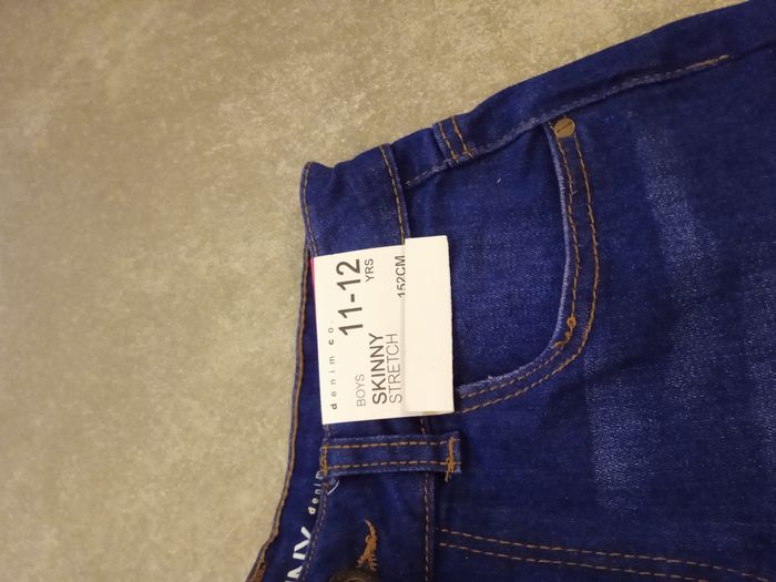 Jeans  skinny garçon neuf étiquette achat  denim - photo numéro 3