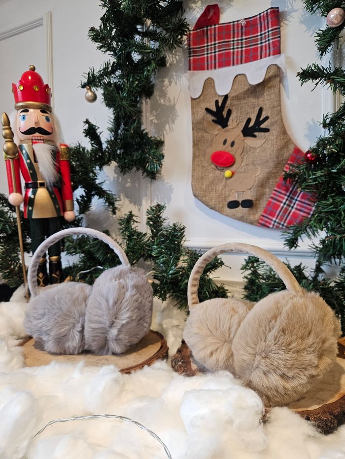 Lot chaussure d'hiver Hobibear et cache oreille - photo numéro 7