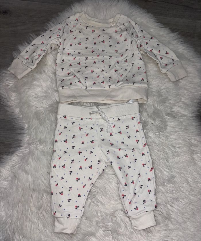 Ensemble primark 3 mois - photo numéro 2