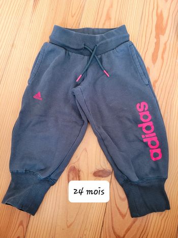 Jogging Adidas (24 mois)