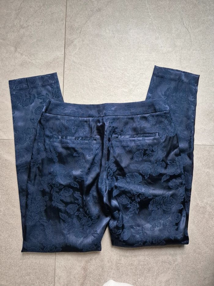 Pantalon tissus satiné brodé bleu foncé - photo numéro 6
