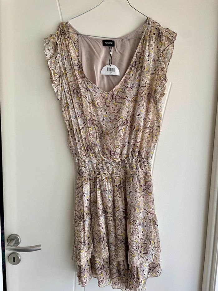 Robe Kookai
