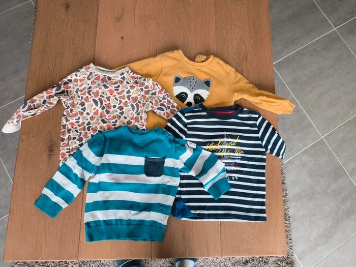 Lot vêtements 2 ans